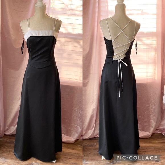 Vintage Dresses & Skirts - SOLD